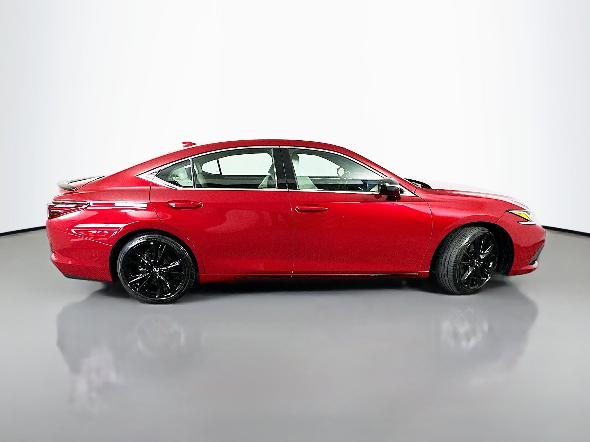 Used 2025 Lexus ES 350 F Sport image 8