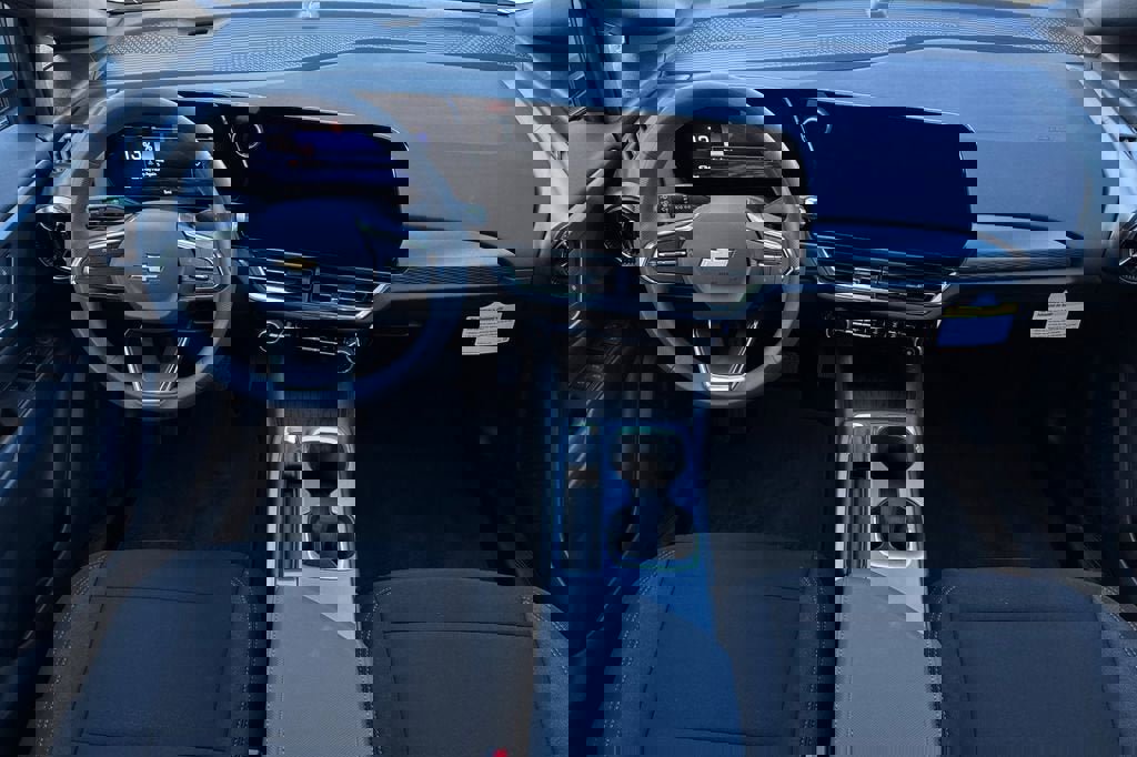 New 2026 Chevrolet Equinox EV LT w/ LPO, Blackout Package image 13