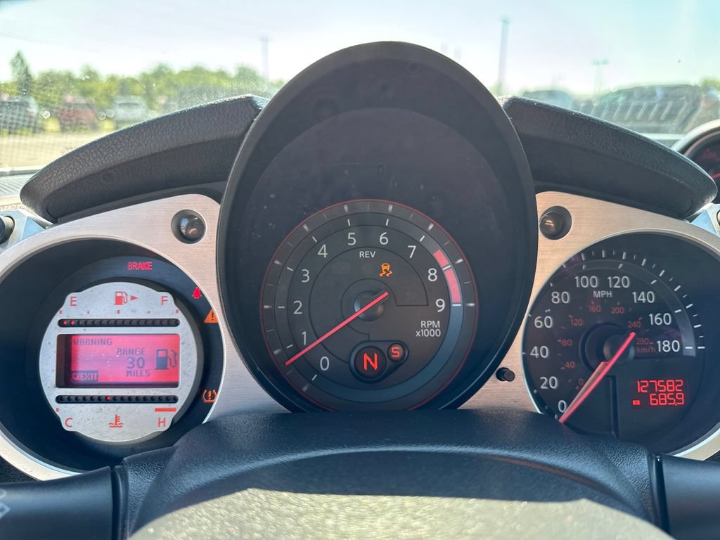 Used 2011 Nissan 370Z Coupe w/ Sport Pkg RWD image 17