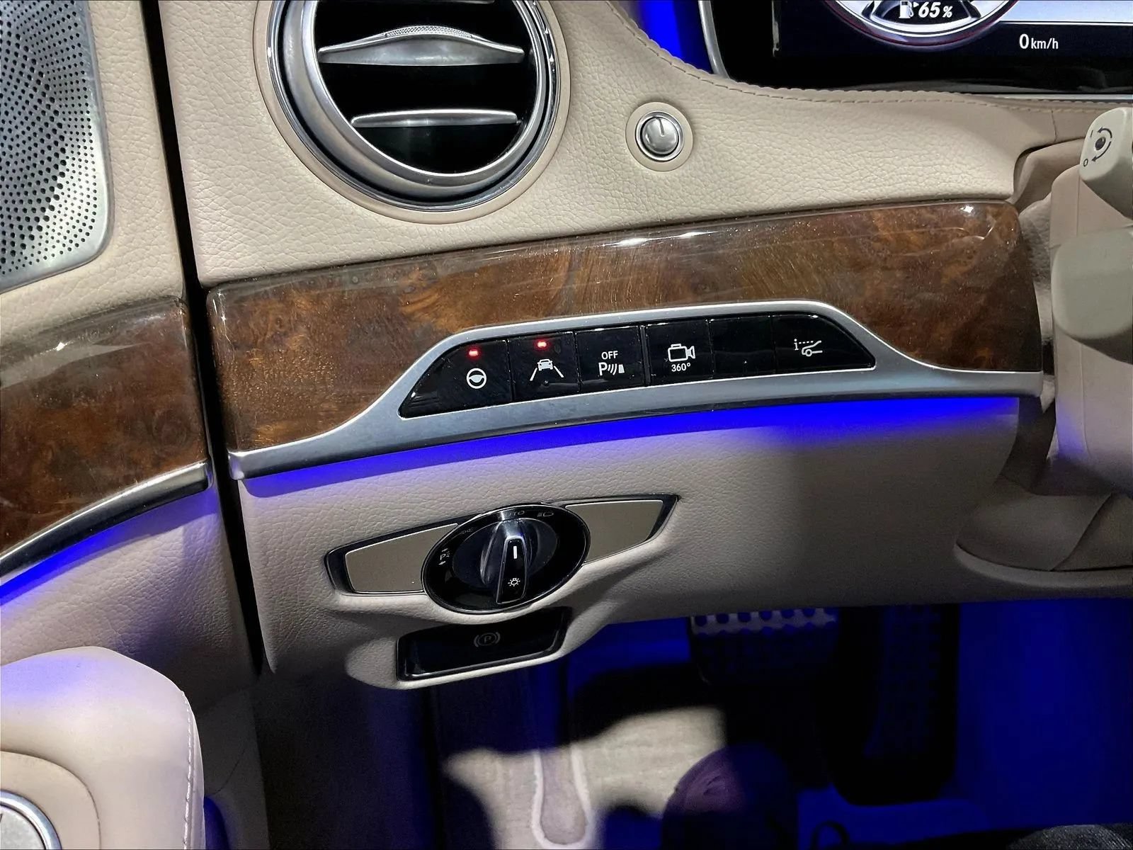 Used 2015 Mercedes-Benz S 63 AMG 4MATIC Sedan image 26