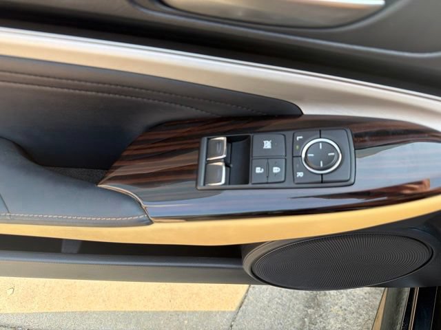 Used 2022 Lexus RC 300 w/ Accessory Package RWD image 29
