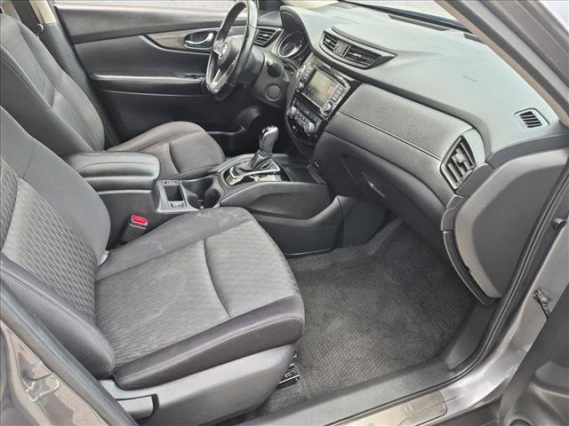 Used 2020 Nissan Rogue SV FWD image 20