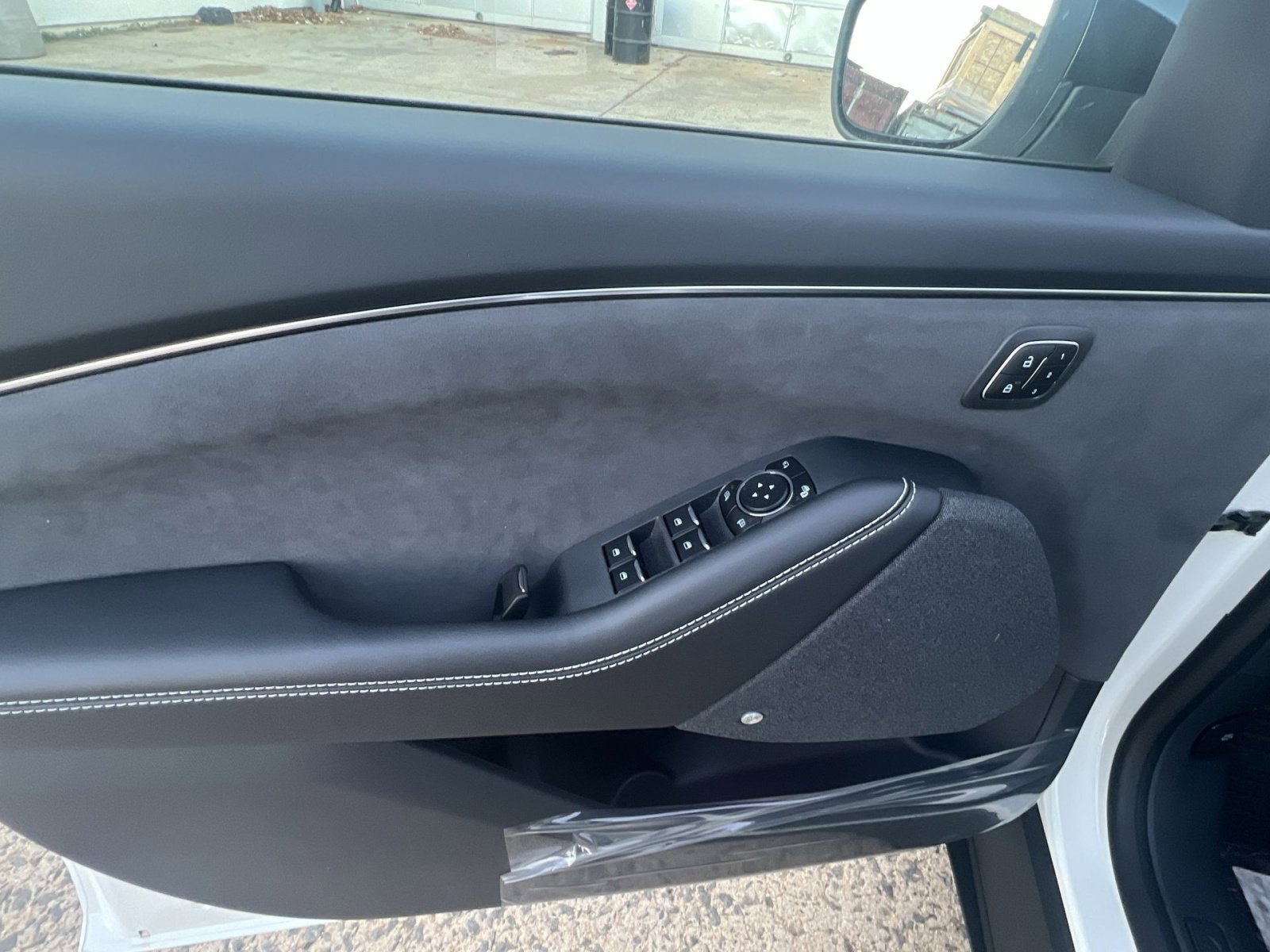 New 2025 Ford Mustang Mach-E GT w/ Bronze Appearance Package image 15