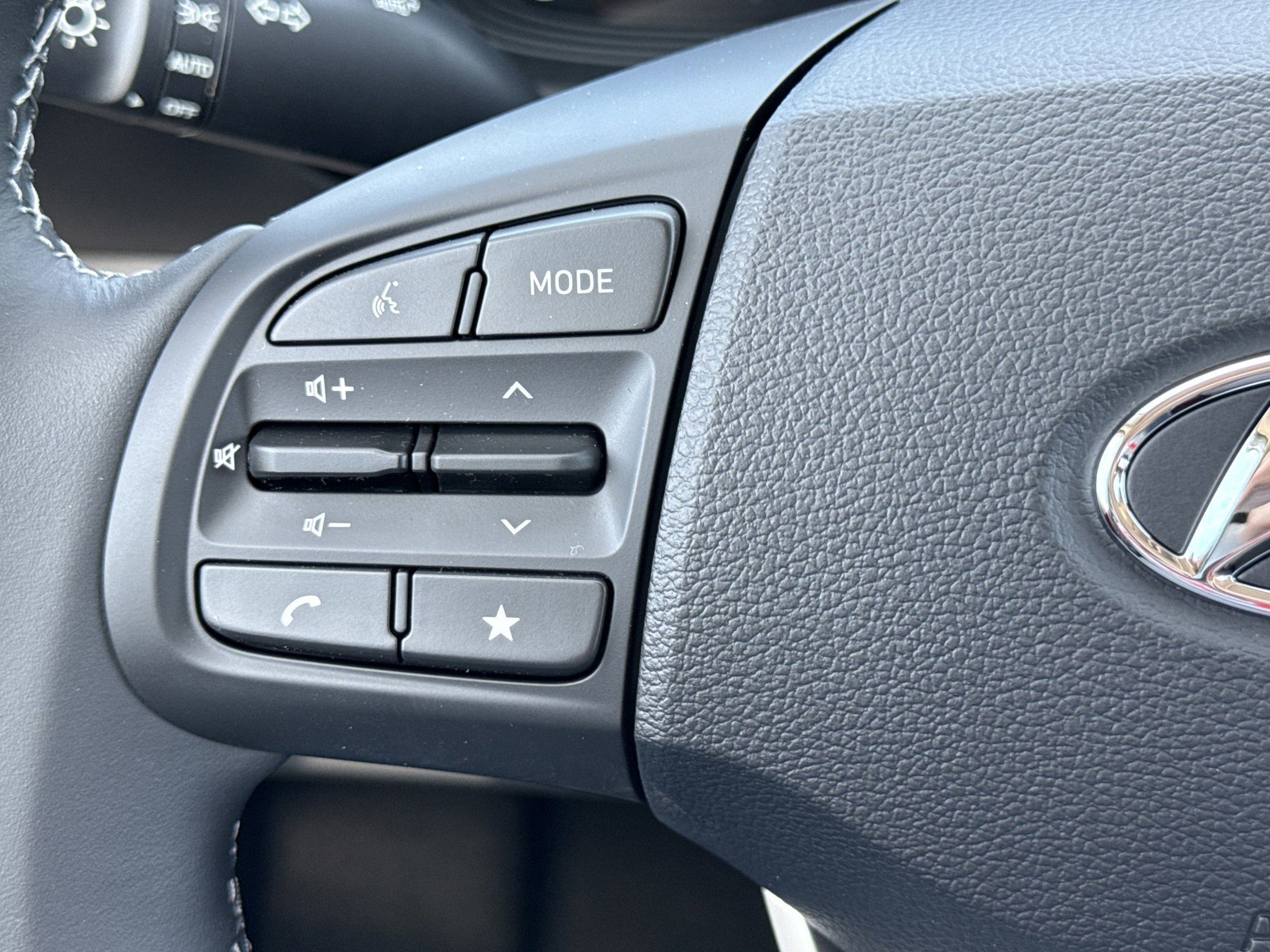 New 2026 Hyundai Venue SEL image 20