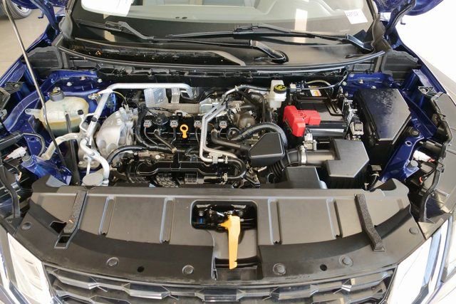 Used 2021 Nissan Rogue SV image 9