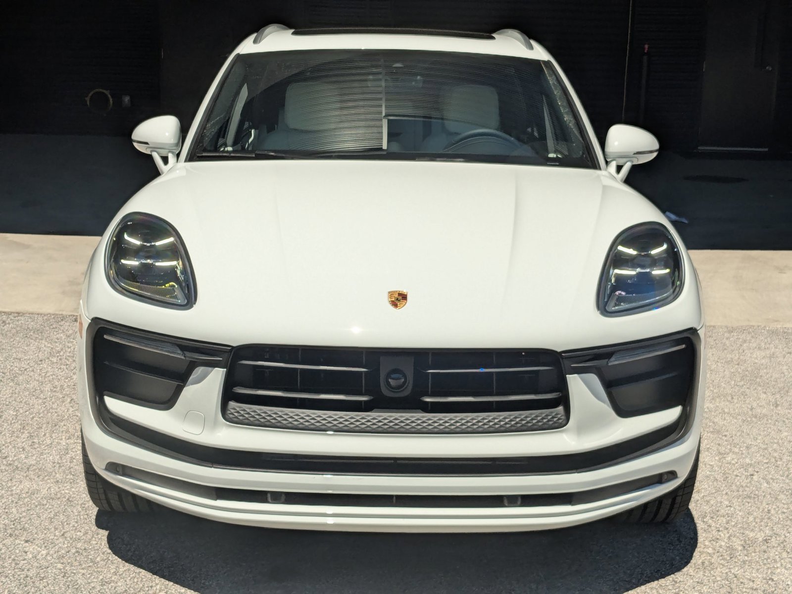New 2026 Porsche Macan AWD/4WD image 6