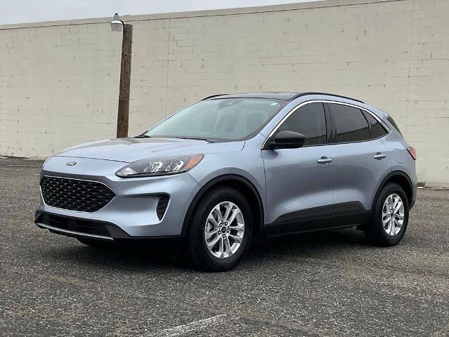 Certified 2022 Ford Escape SE image 2