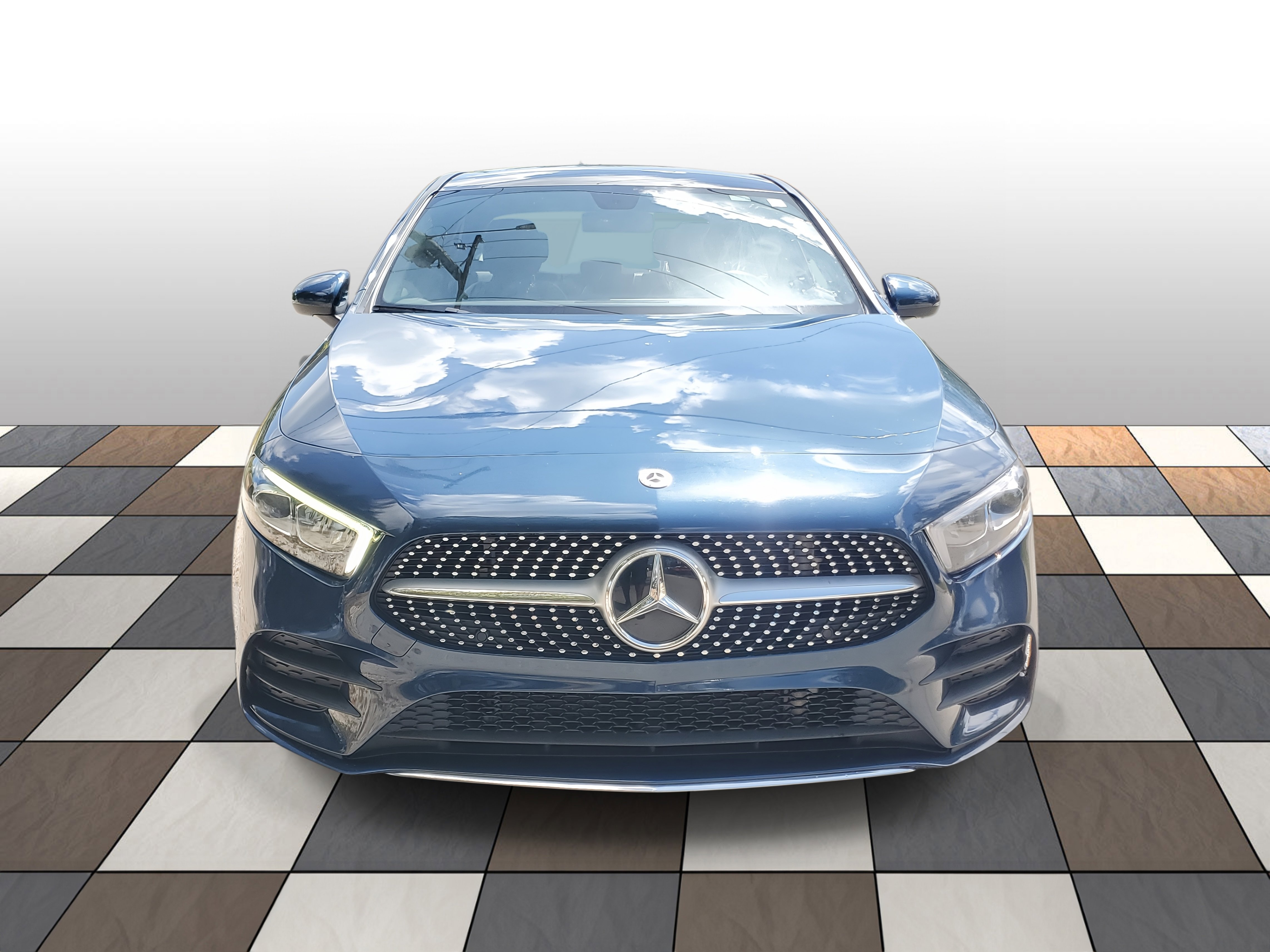 Used 2021 Mercedes-Benz A 220 image 2