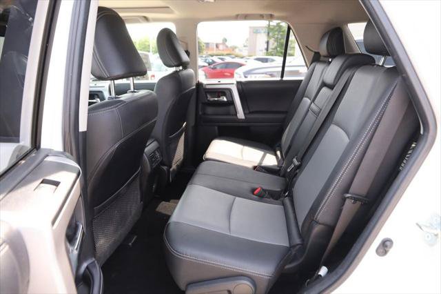 Certified 2022 Toyota 4Runner SR5 Premium w/ Moonroof Package AWD/4WD image 10