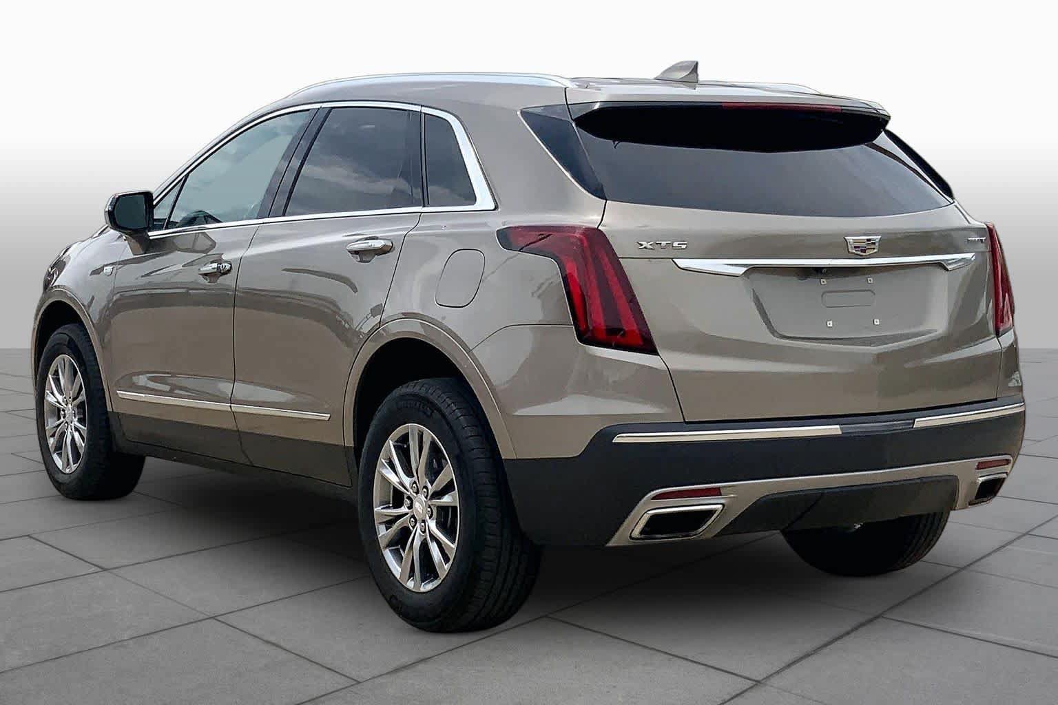Used 2023 Cadillac XT5 Premium Luxury FWD image 12