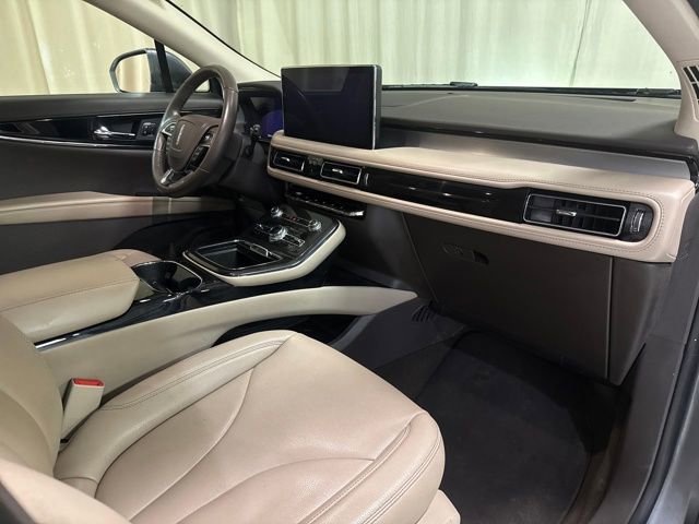 Certified 2023 Lincoln Nautilus AWD w/ Premium Package image 25