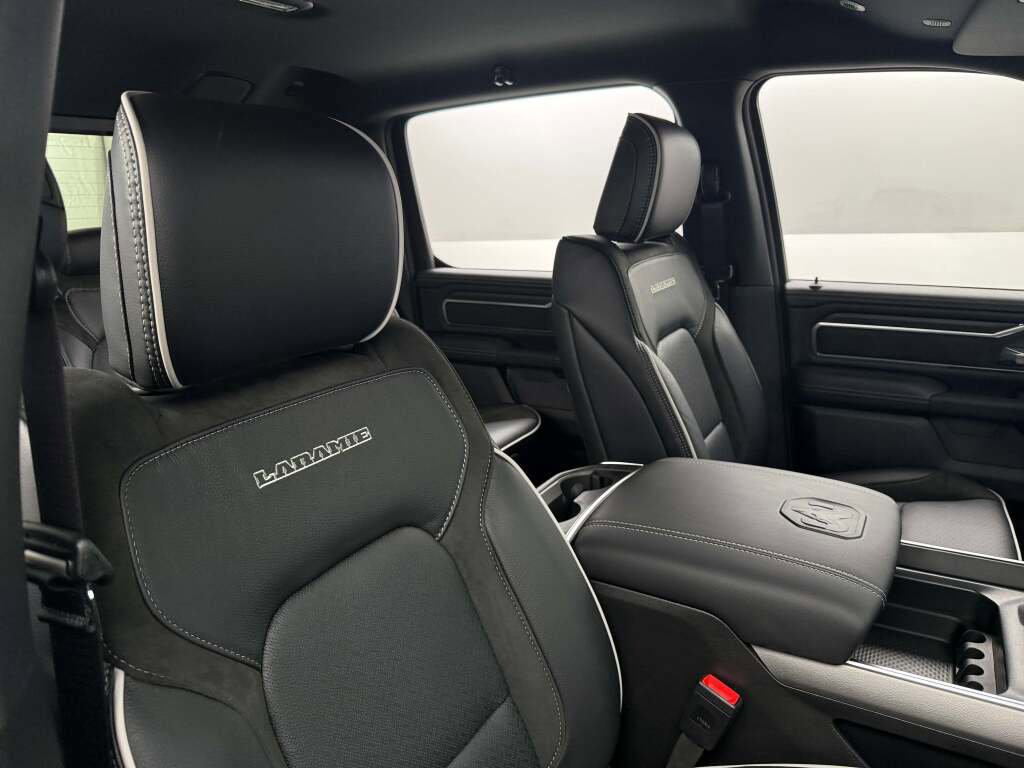 New 2026 RAM 1500 Laramie w/ Night Edition image 20