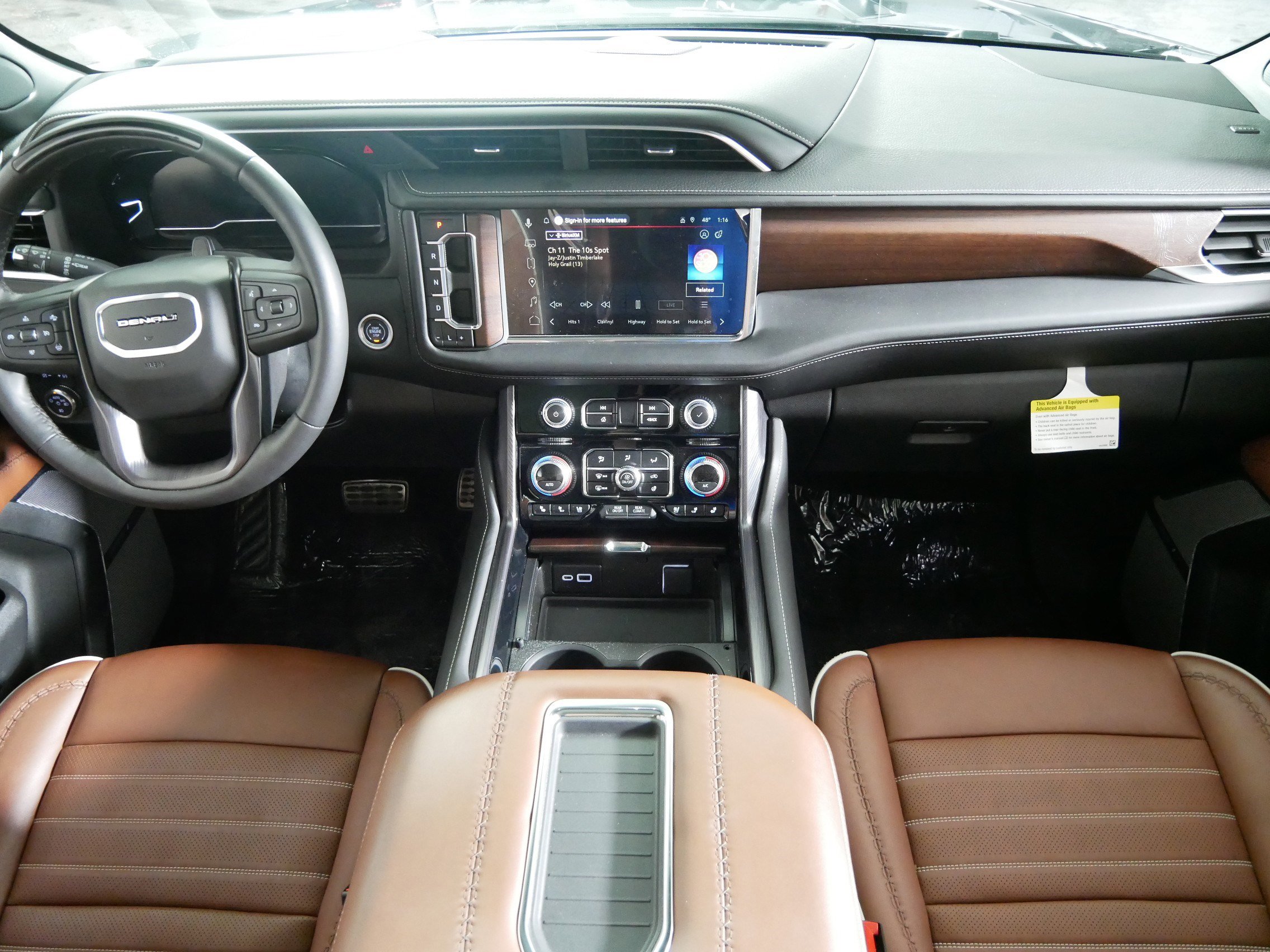 Used 2024 GMC Yukon XL Denali Ultimate image 10