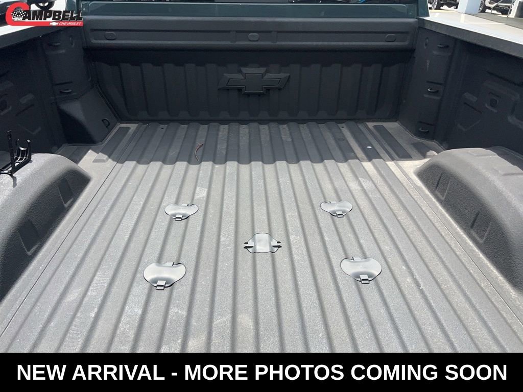 Used 2025 Chevrolet Silverado 2500 LTZ w/ LTZ Plus Package image 5