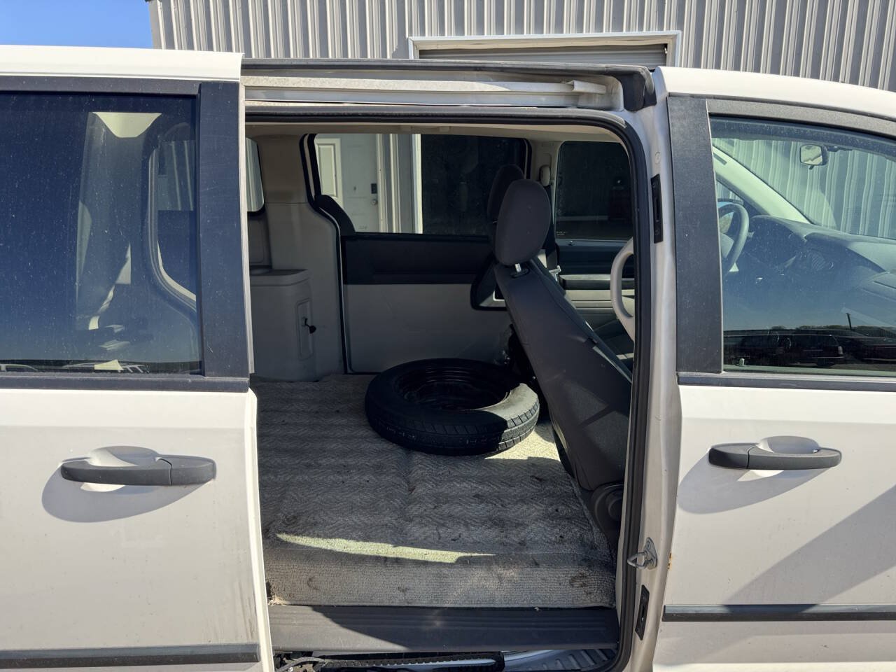 Used 2009 Dodge Grand Caravan FWD image 25