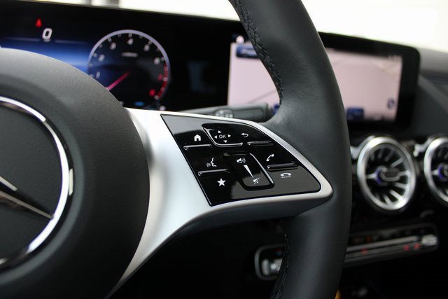 New 2024 Mercedes-Benz GLA 250 4MATIC image 22