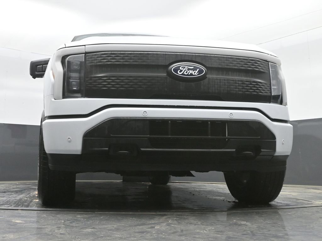 New 2025 Ford F150 Lightning Flash image 31