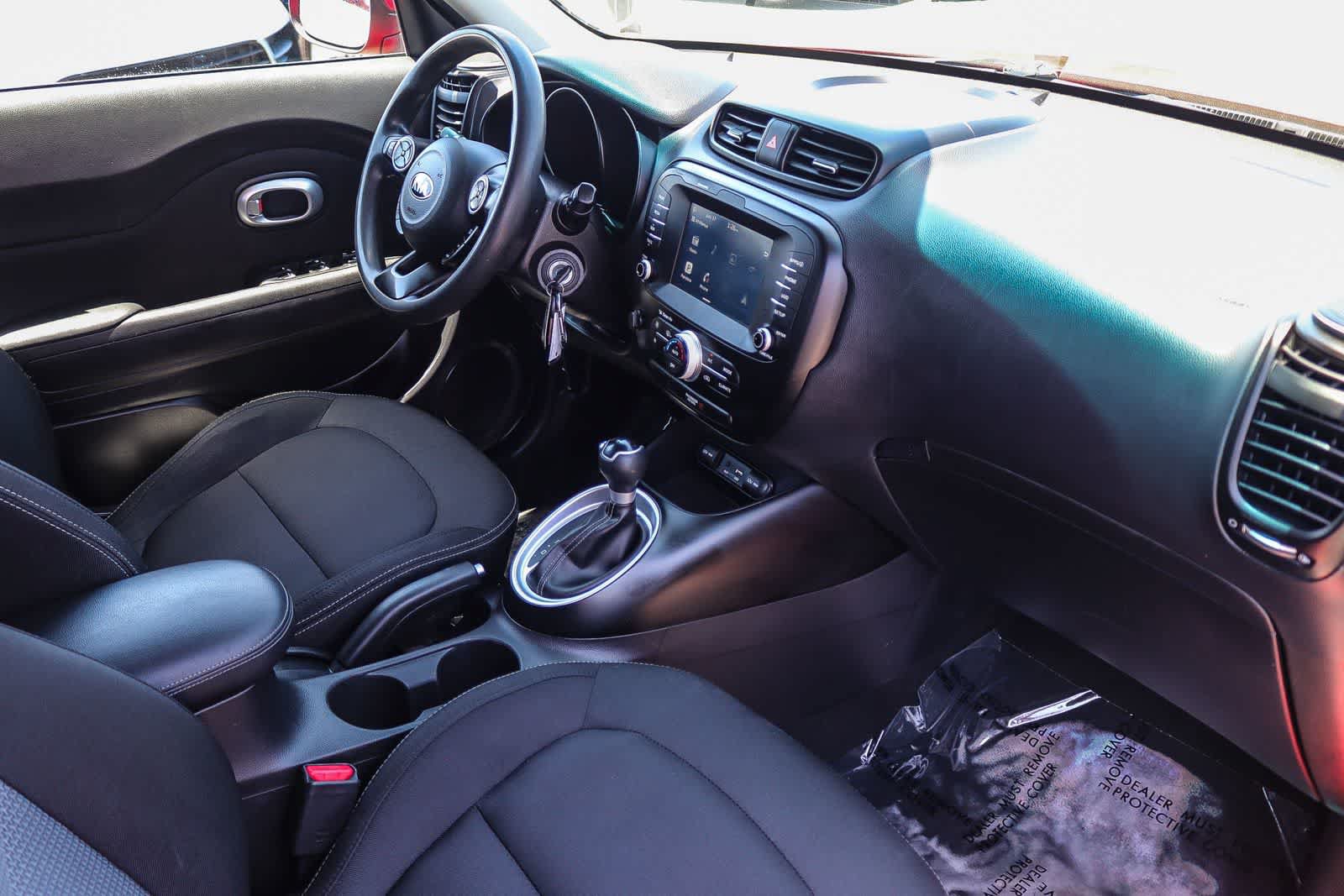 Used 2018 Kia Soul + FWD image 15