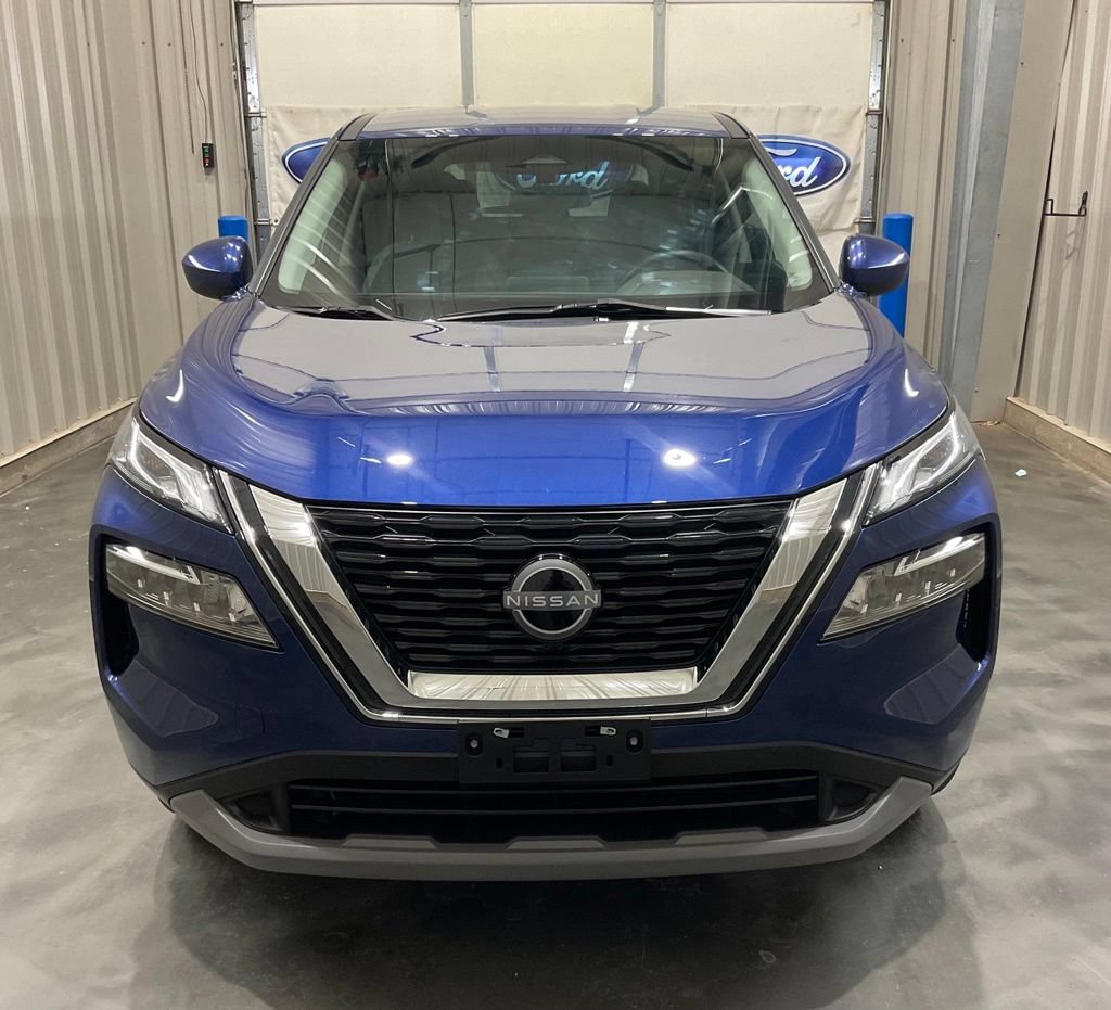 Used 2023 Nissan Rogue SV AWD/4WD image 5