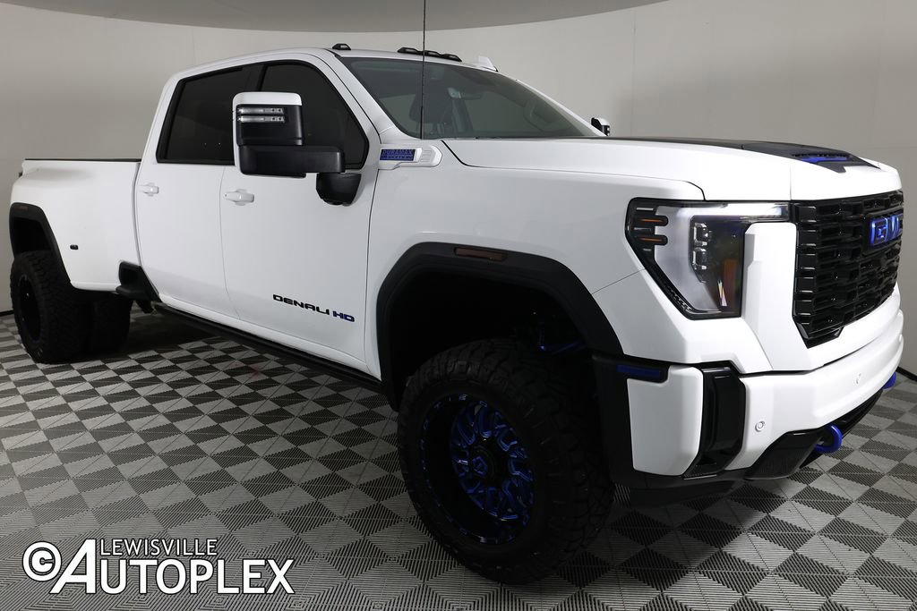 Used 2025 GMC Sierra 3500 Denali w/ Denali Reserve Package AWD/4WD image 3