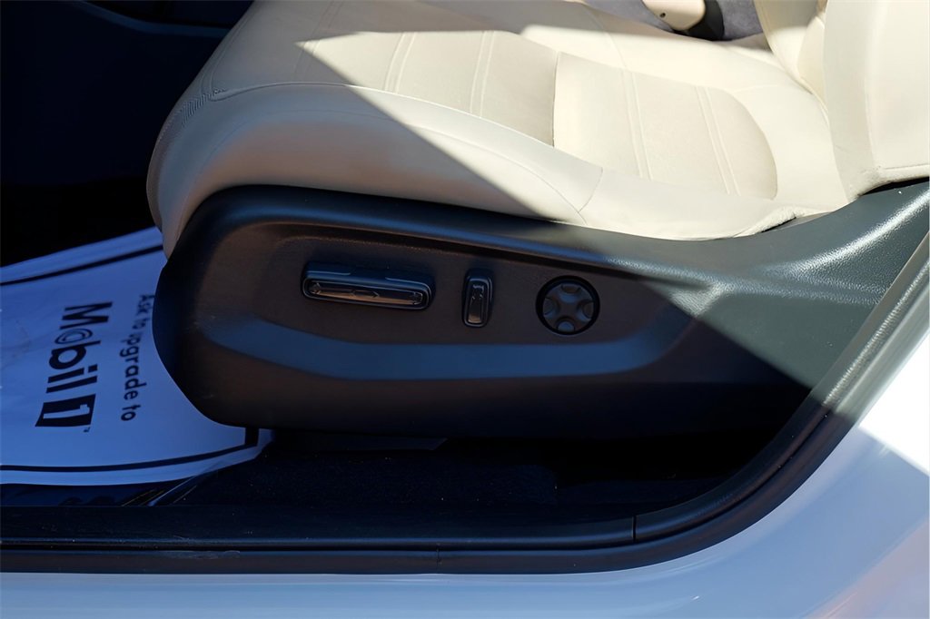 Used 2020 Honda CR-V EX image 16