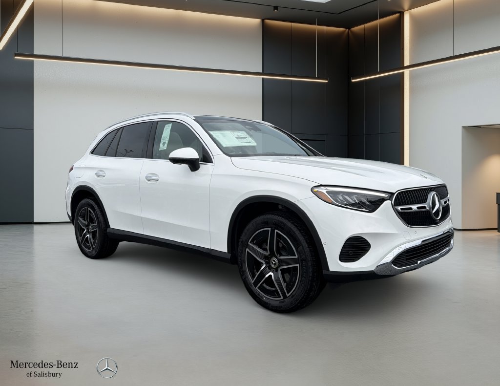 New 2026 Mercedes-Benz GLC 300 4MATIC image 3