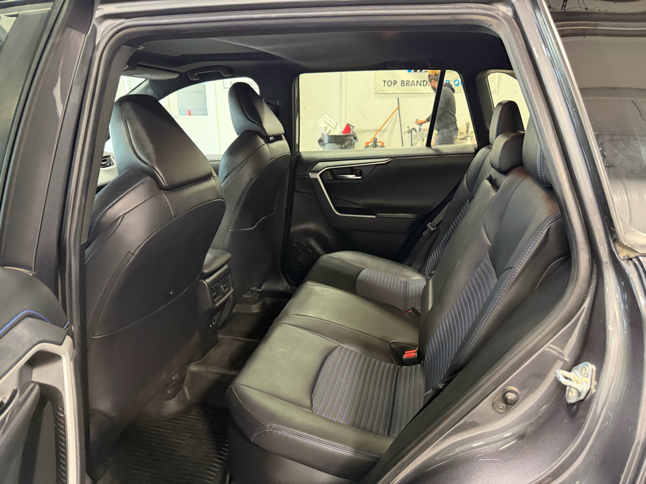 Used 2020 Toyota RAV4 XSE image 5