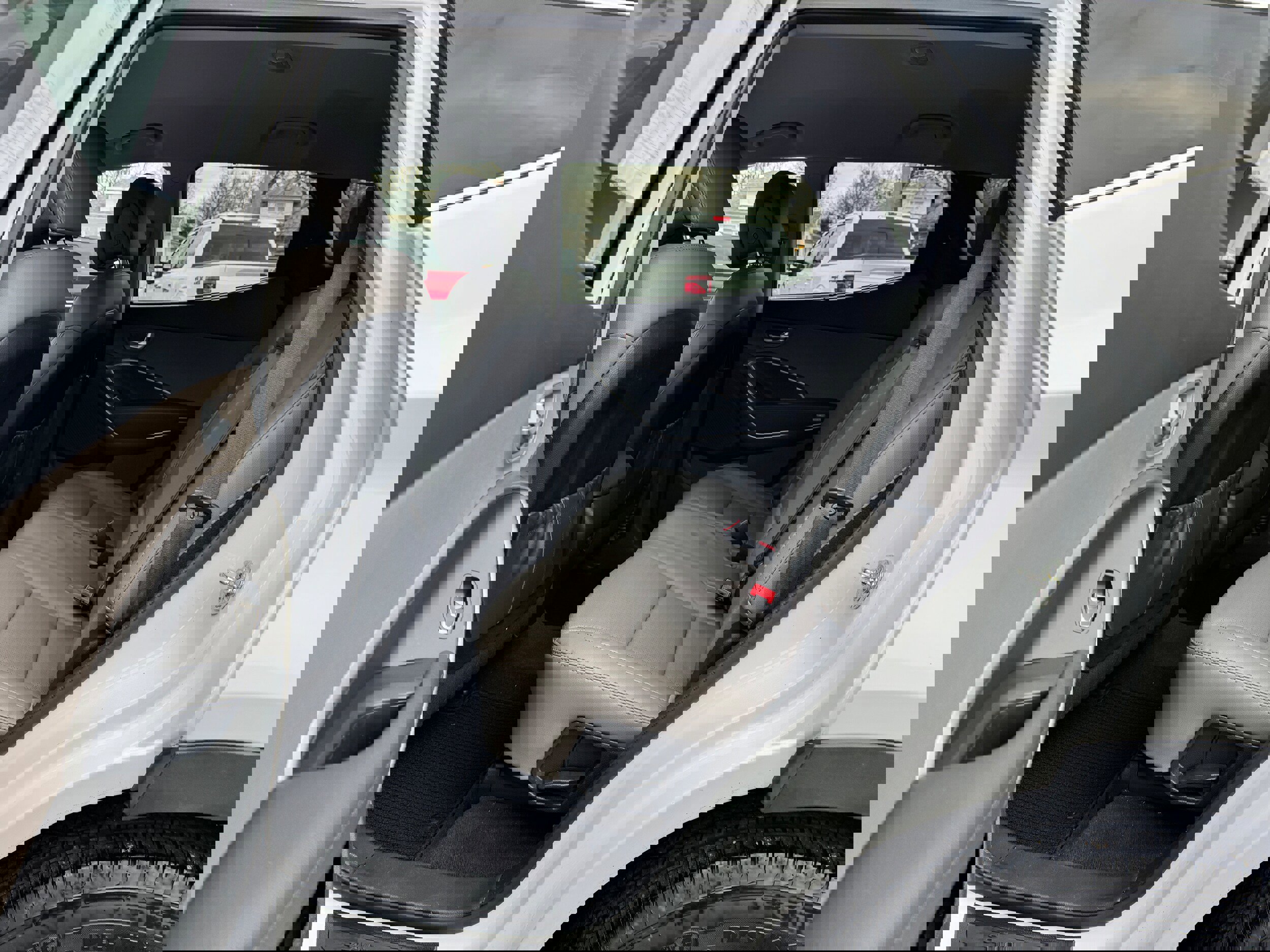 Used 2014 Hyundai Santa Fe Sport w/ Premium Equipment Package 03 image 11