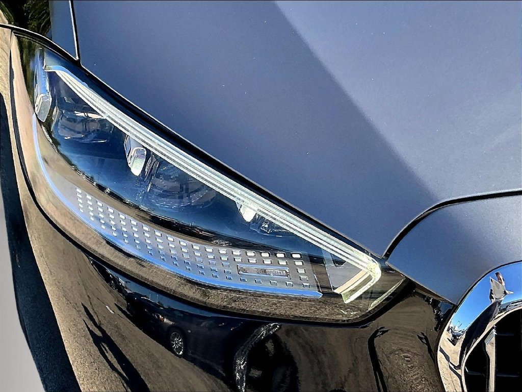 Used 2024 Mercedes-Benz Maybach S 580 4MATIC image 32