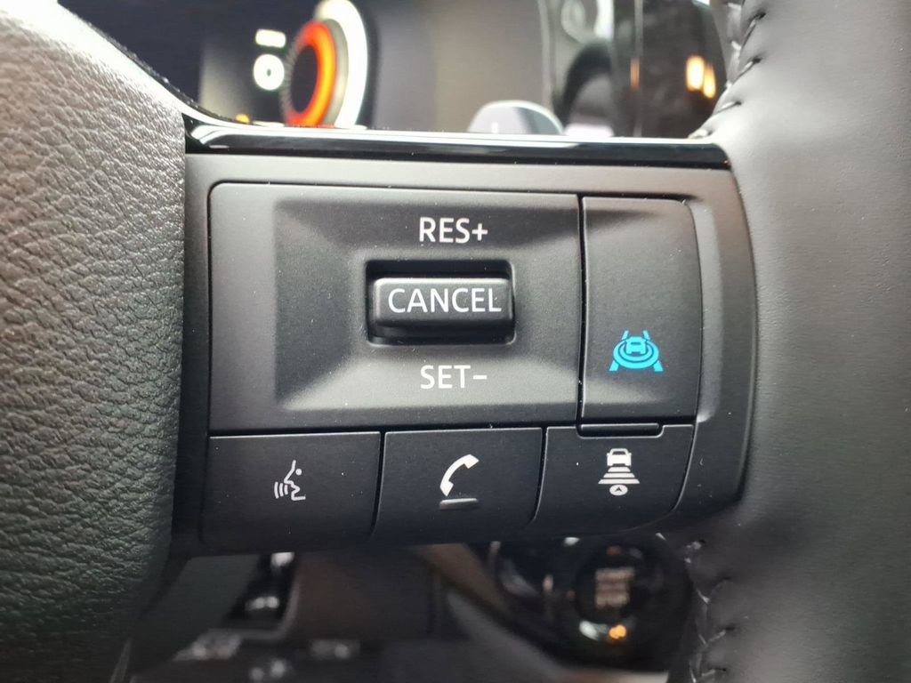 New 2026 Nissan Pathfinder Platinum image 21