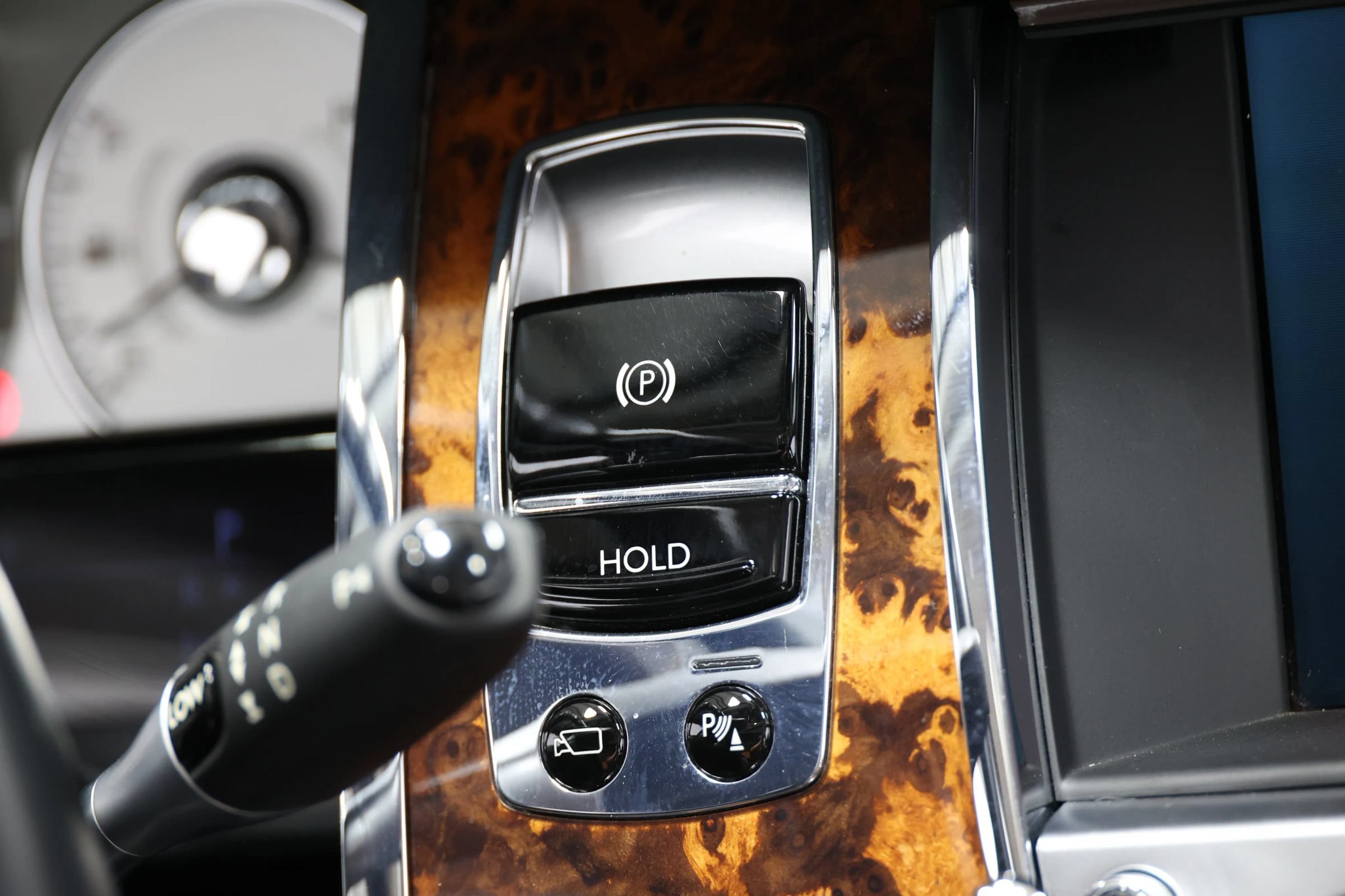 Used 2013 Rolls-Royce Ghost RWD image 36