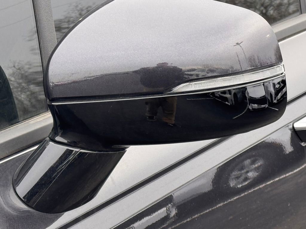 New 2026 Kia Carnival FWD image 11