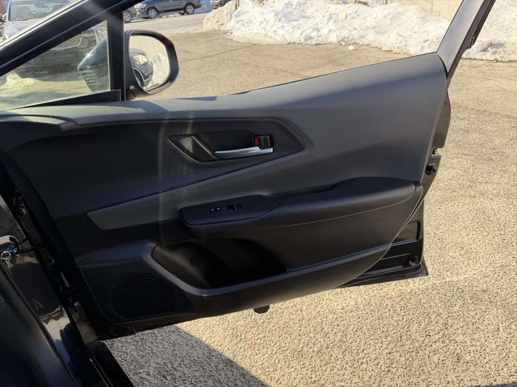Used 2024 Toyota Prius XLE image 13