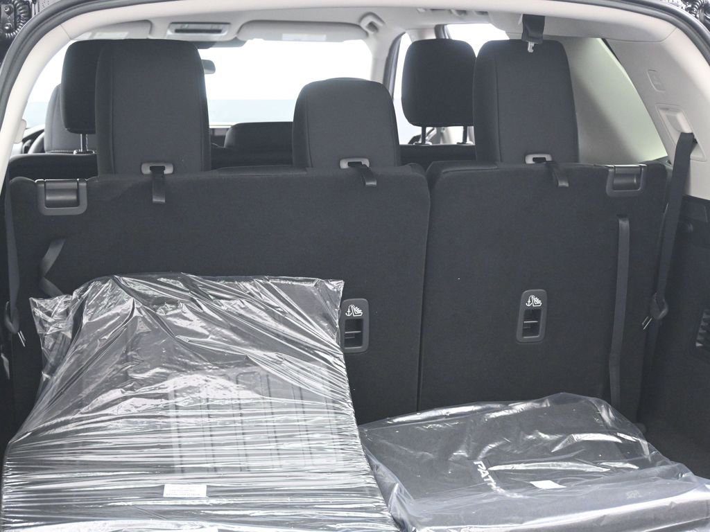 New 2026 Nissan Pathfinder SV image 21