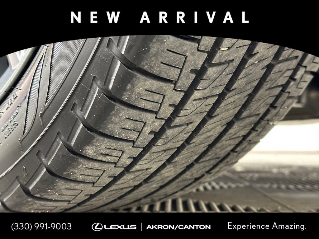 Used 2023 Lexus ES 350 Luxury w/ Accessory Package (Z1) image 16