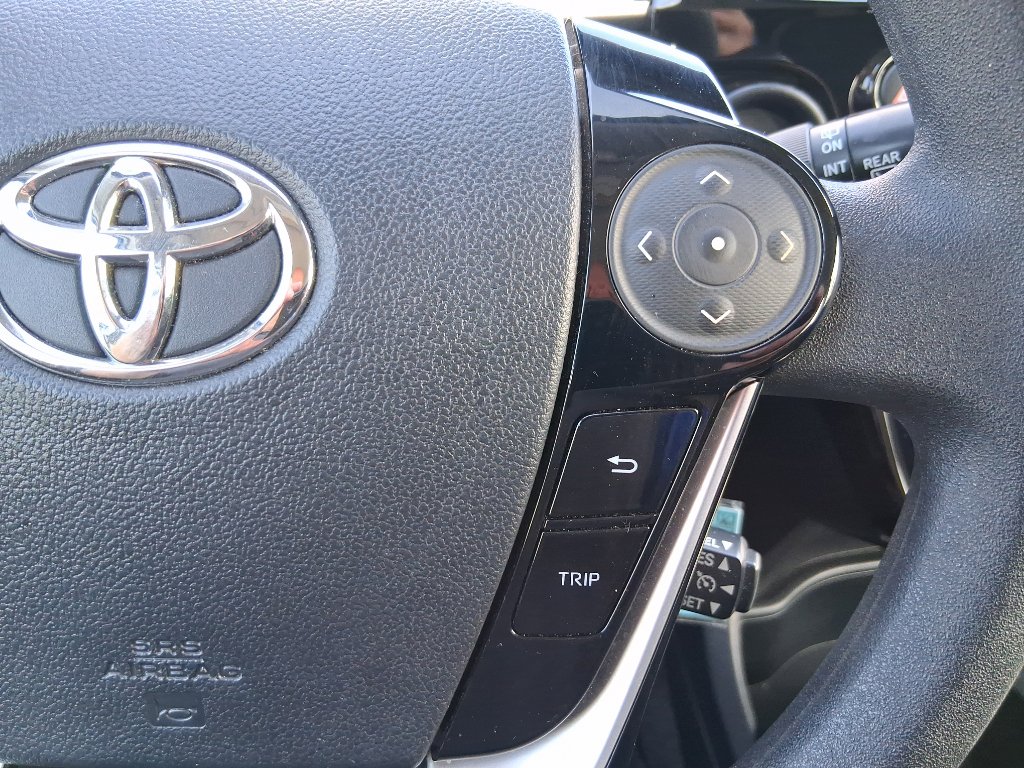 Used 2018 Toyota Prius C Two image 15
