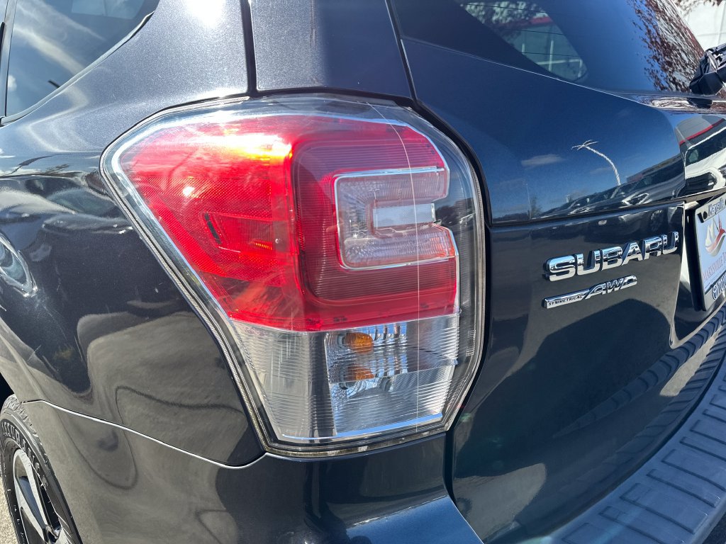 Used 2018 Subaru Forester 2.5i Premium w/ Protection Package #3 AWD/4WD image 10
