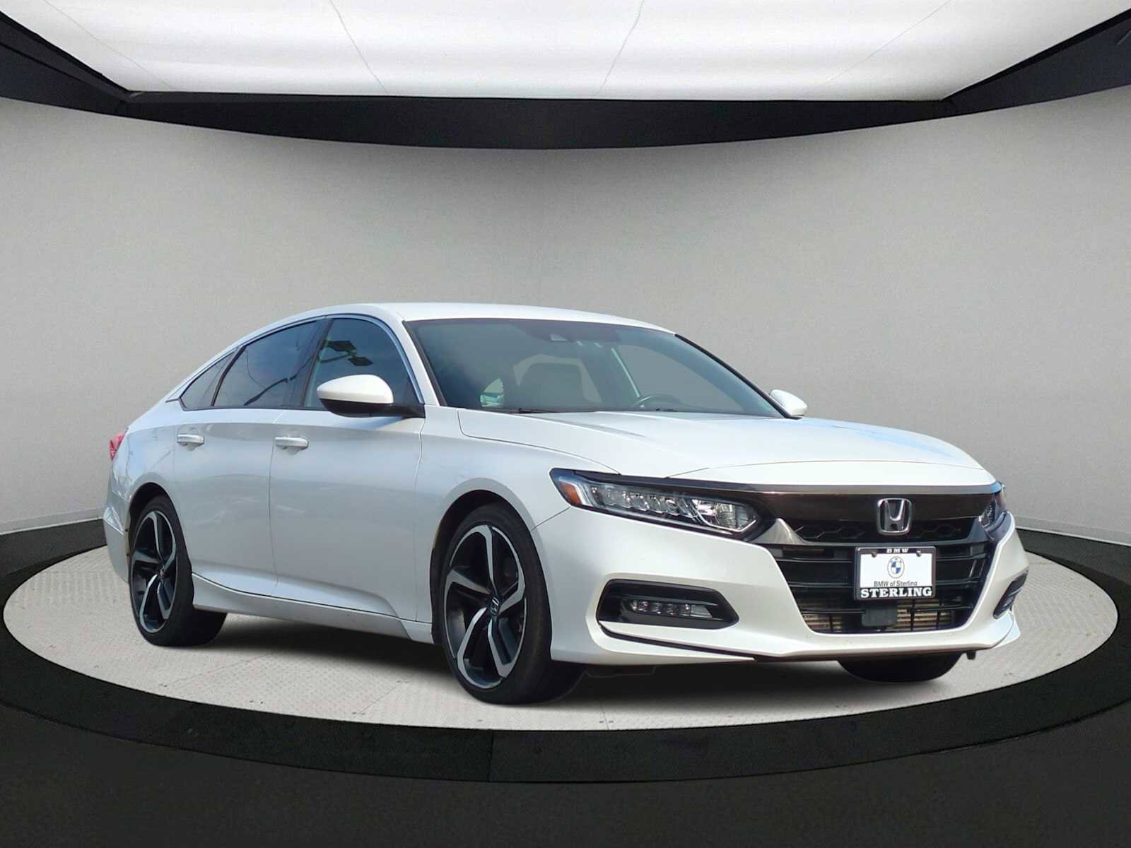 Used 2020 Honda Accord Sport image 2