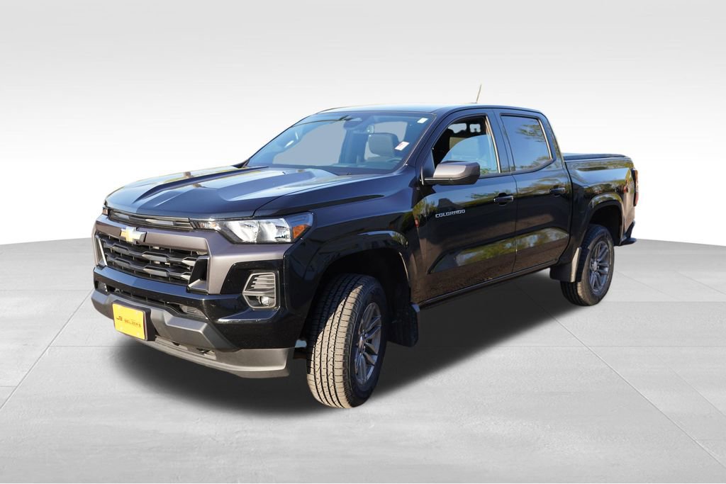 Certified 2023 Chevrolet Colorado LT w/ LT Convenience Package II AWD/4WD image 11