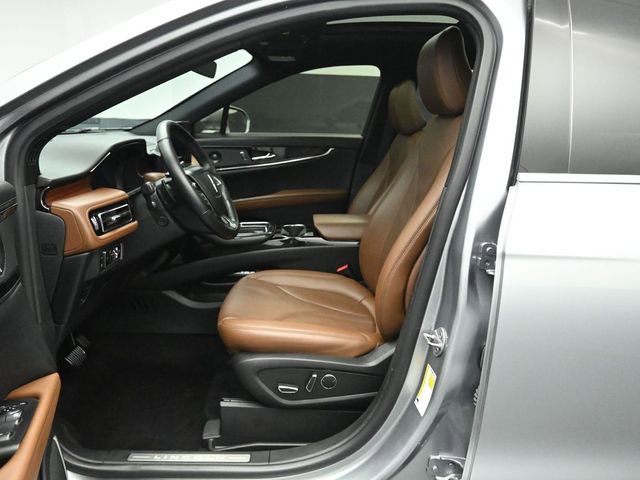 Certified 2023 Lincoln Nautilus Reserve w/ Luxury Package image 10