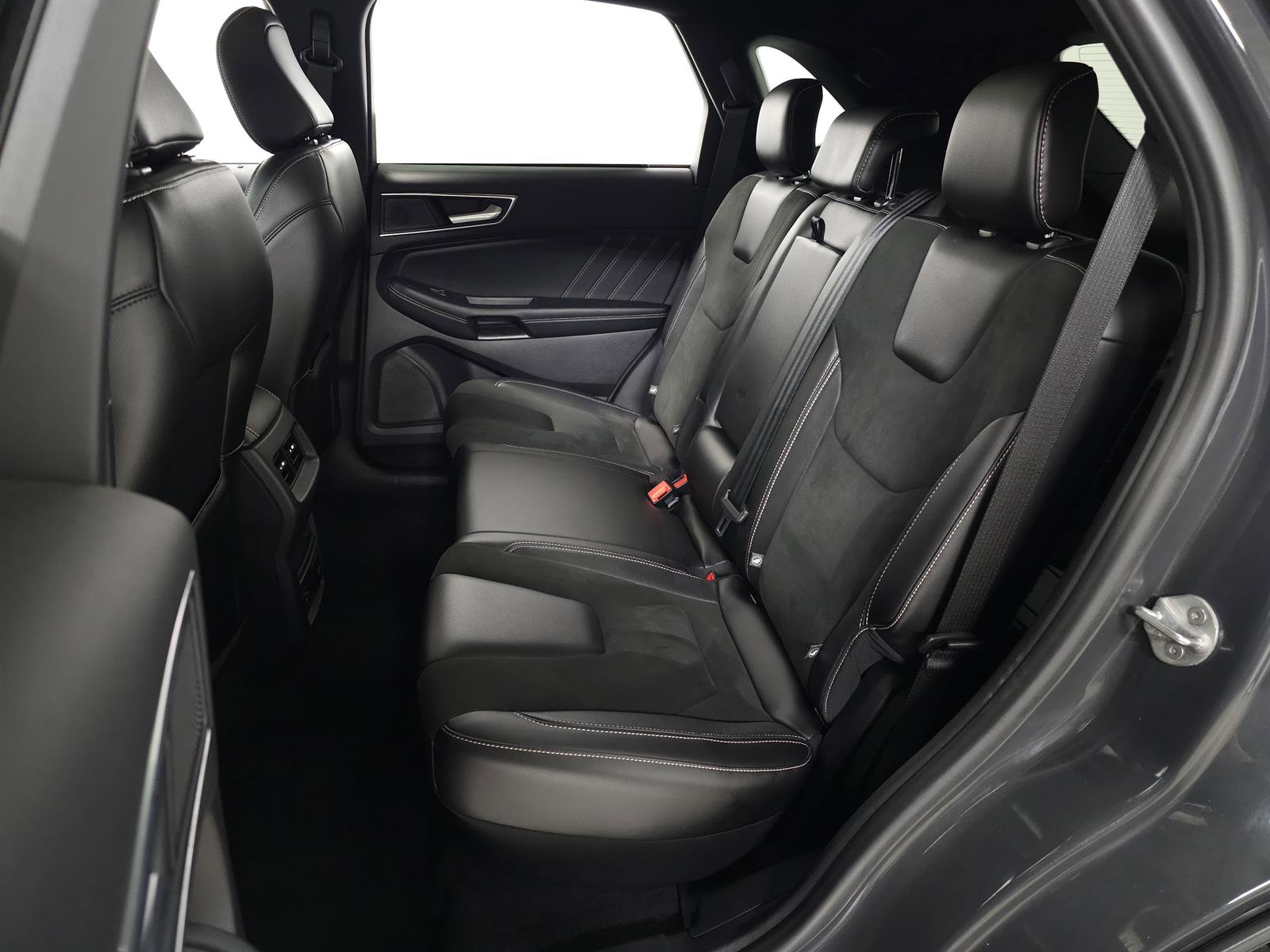 Used 2021 Ford Edge ST w/ Equipment Group 401A AWD/4WD image 30