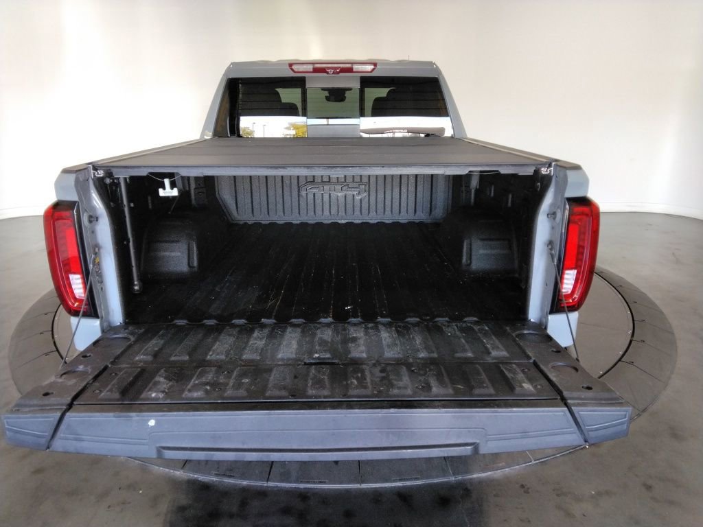 Used 2024 GMC Sierra 1500 AT4 w/ Technology Package image 9