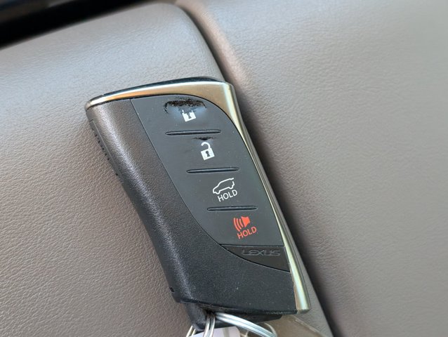 Used 2022 Lexus GX 460 Luxury w/ Sport Design Package AWD/4WD image 79
