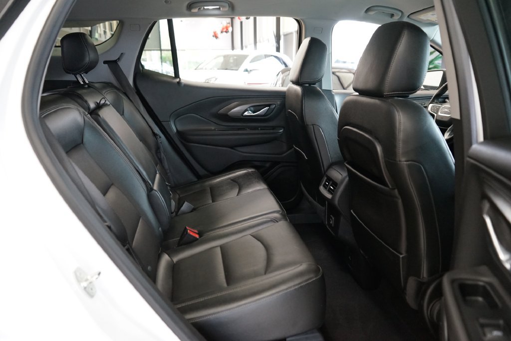 Used 2023 GMC Terrain SLT FWD image 12