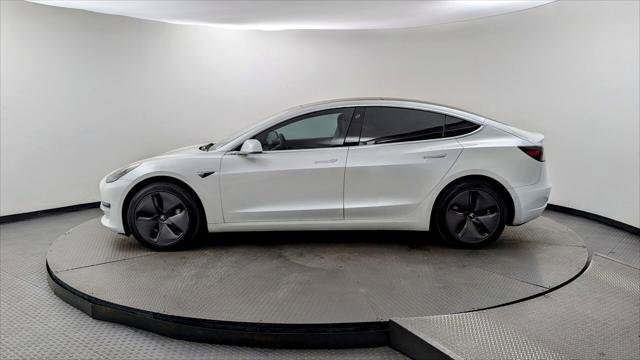 Used 2020 Tesla Model 3 Standard Range image 3