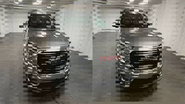 Certified 2024 GMC Terrain SLE image 3