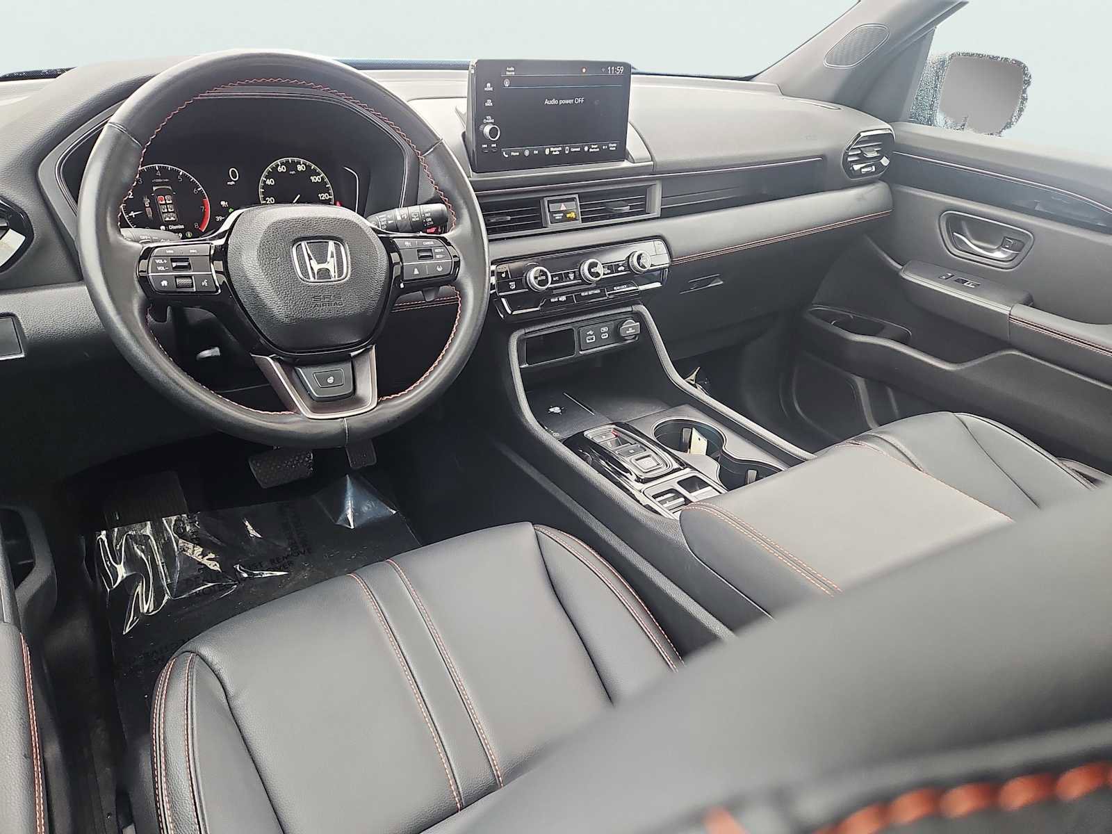 Certified 2024 Honda Pilot TrailSport image 11