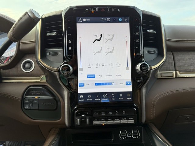 Used 2022 RAM 3500 Limited image 28