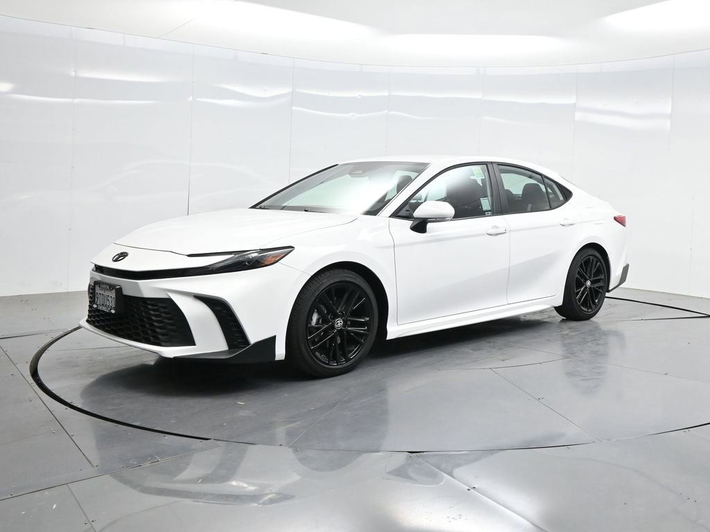 Used 2025 Toyota Camry SE w/ Convenience Package image 67