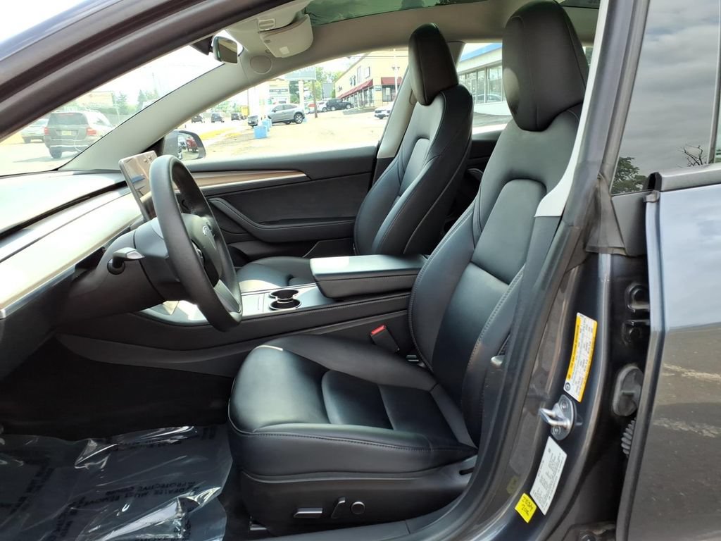 Used 2023 Tesla Model 3 Standard Range RWD image 18